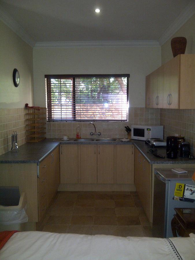 42Onking Bed & Breakfast Centurion Bagian luar foto