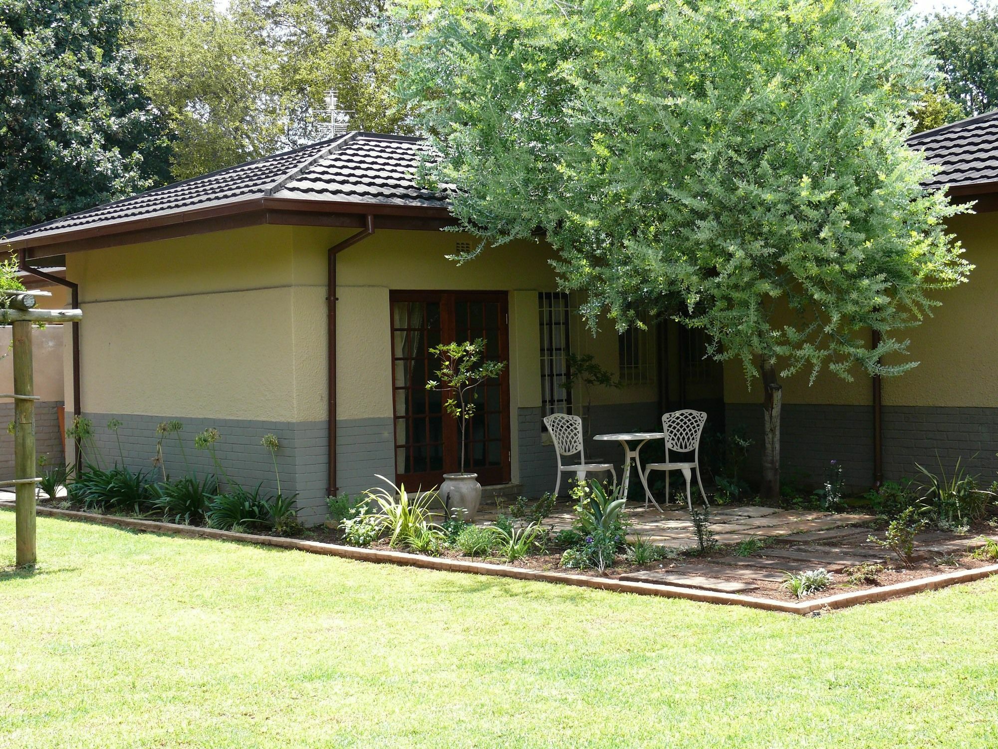42Onking Bed & Breakfast Centurion Bagian luar foto